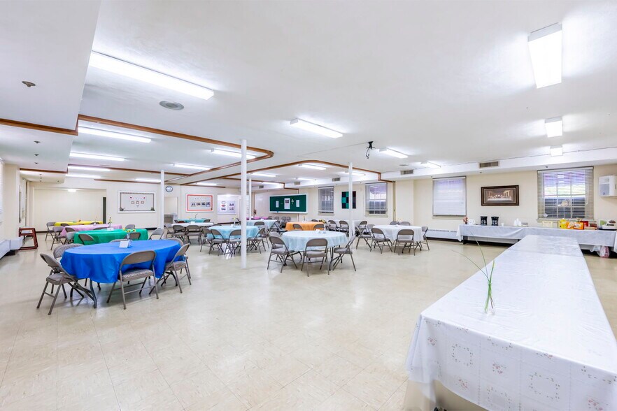 More Photos Of 7740 Cherokee Rd, Richmond Religious Facility For Sale