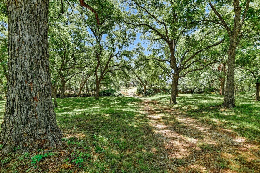 More Photos Of 27160 State Highway 56, Whitesboro Land For Sale