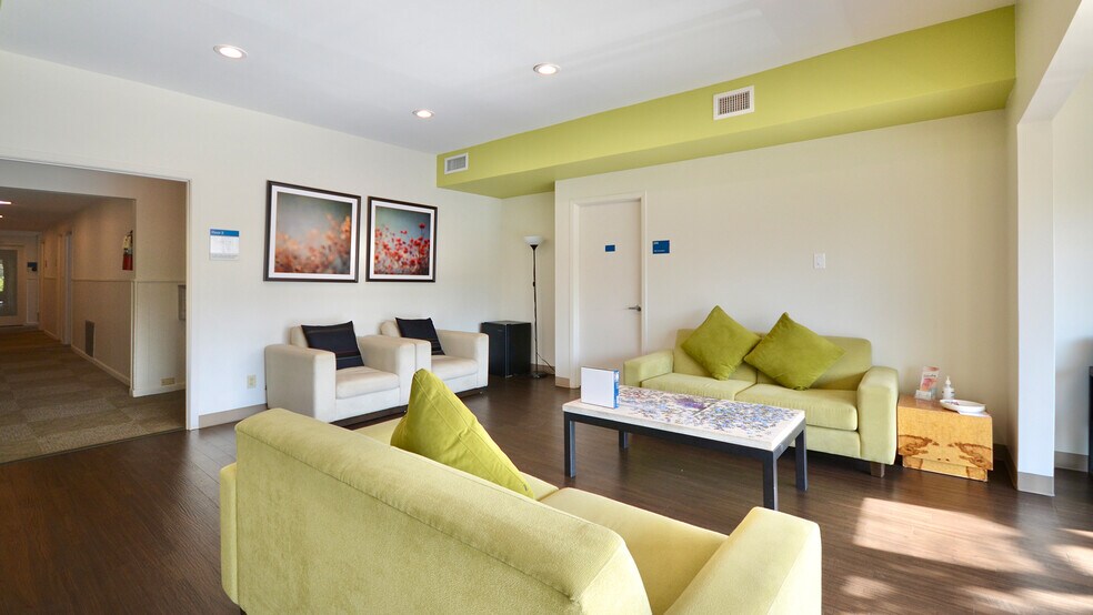 More Photos Of 3906 N Lamar Blvd, Austin Office For Lease