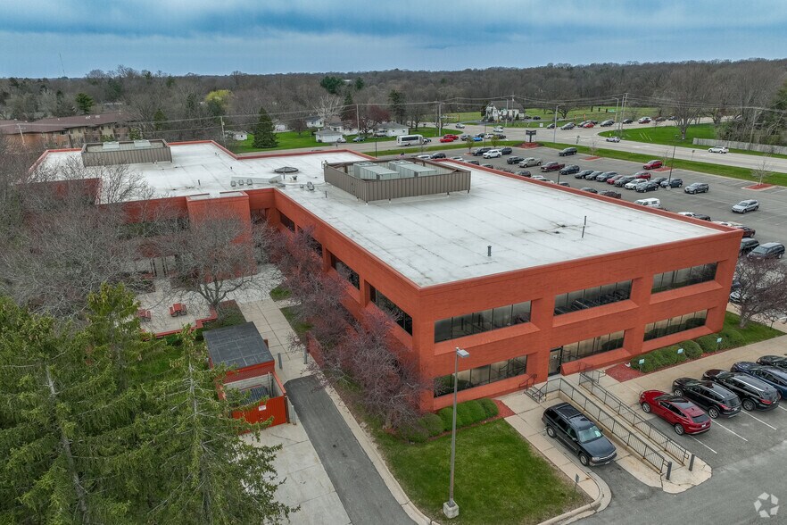 More Photos Of 1235 N Mulford Rd, Rockford Medical For Lease