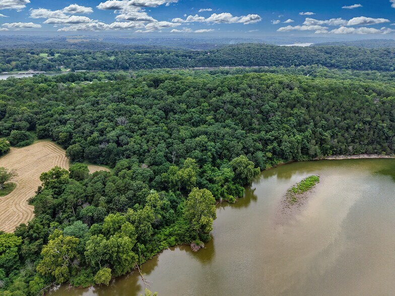 More Photos Of 29668 Farm Road 1268, Golden Land For Sale
