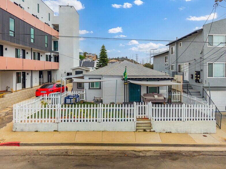 More Photos Of 1111 Colusa St, San Diego Multifamily For Sale