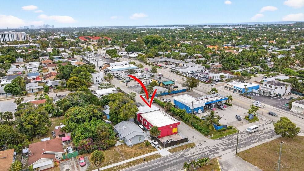 More Photos Of 1901 Florida St, Lake Worth Auto Repair For Sale