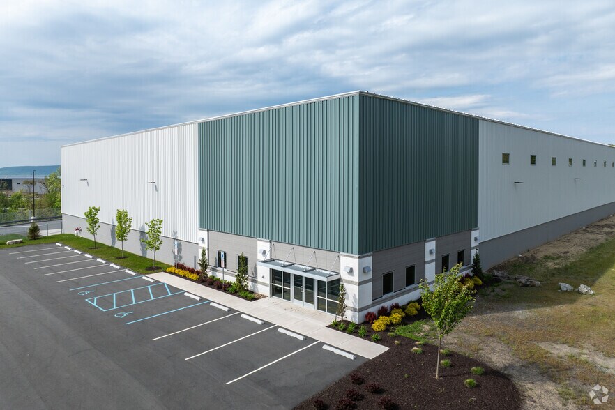 Primary Photo Of 380-400 Research, Pittston Township Distribution For Lease