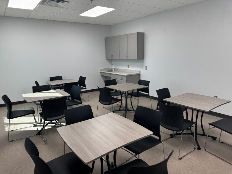 More Photos Of 4701 Avenida Divisadero, Santa Teresa Office For Lease