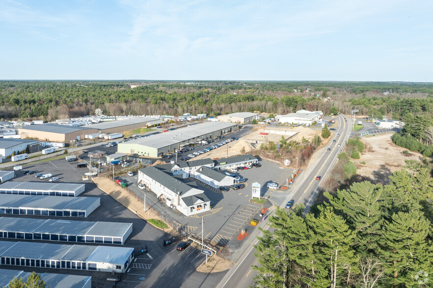 More Photos Of 12 Harding St, Lakeville Office For Lease