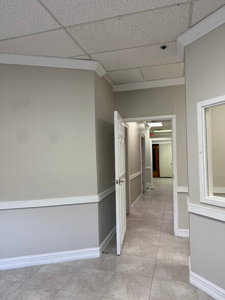 More Photos Of 9200 Bonita Beach Rd, Bonita Springs Medical For Lease