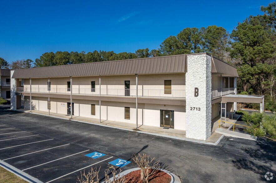 More Photos Of 2720 Sheraton Dr, Macon-Bibb Unknown For Lease