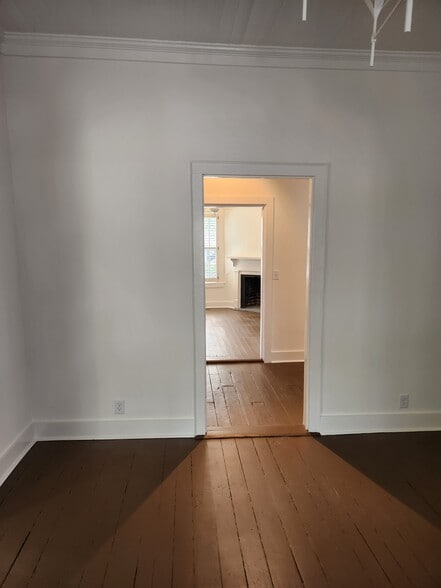 More Photos Of 206-208 W Richardson Ave, Summerville Freestanding For Lease
