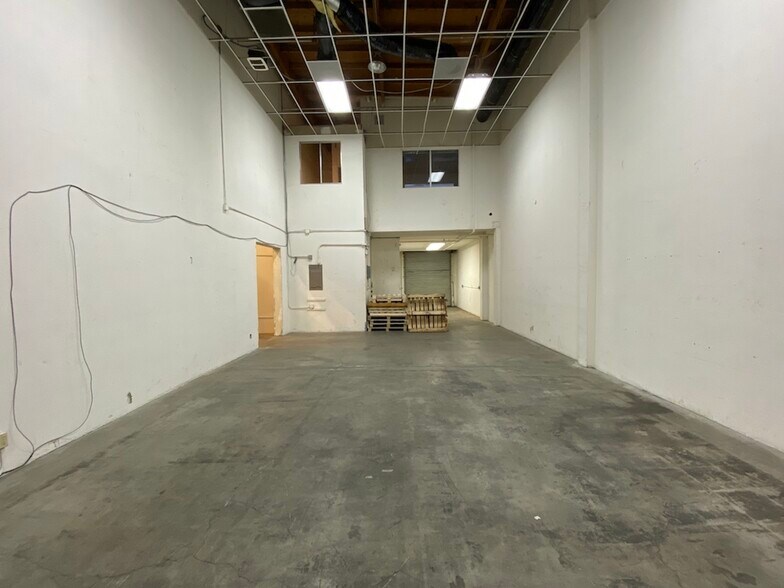 More Photos Of 901 S Fremont Ave, Alhambra Warehouse For Lease