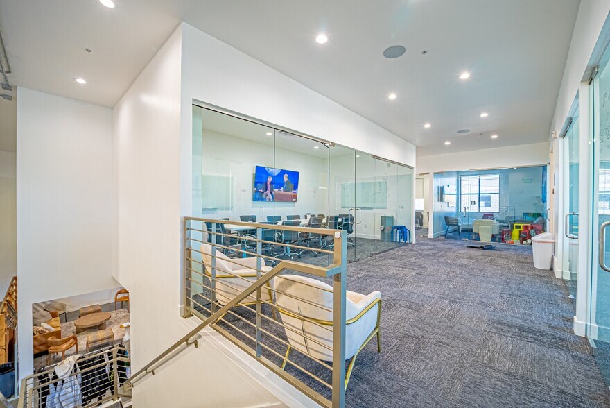 More Photos Of 32 S 1800 W, Lindon Warehouse For Lease