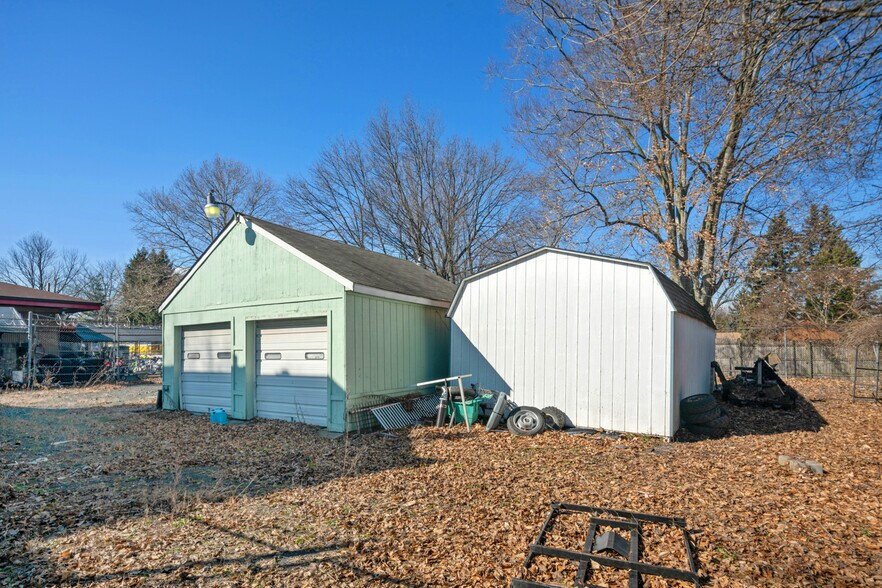 More Photos Of 2840 Bristol Pike, Bensalem Office For Sale