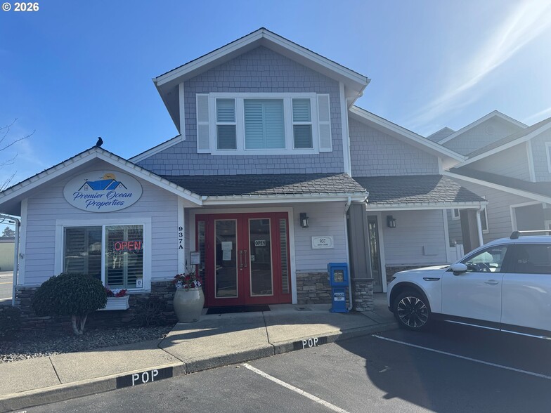 Primary Photo Of 937 Chetco Ave, Brookings Office Residential For Sale