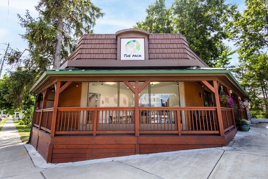 More Photos Of 53 E Market St, Germantown Restaurant For Sale