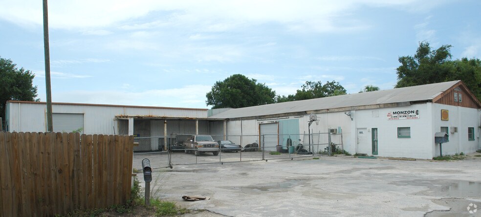 Primary Photo Of 4616 N Clark Ave, Tampa Warehouse For Lease
