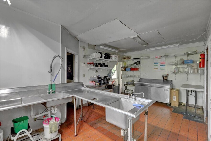 More Photos Of 655 Route 61, Orwigsburg Restaurant For Sale