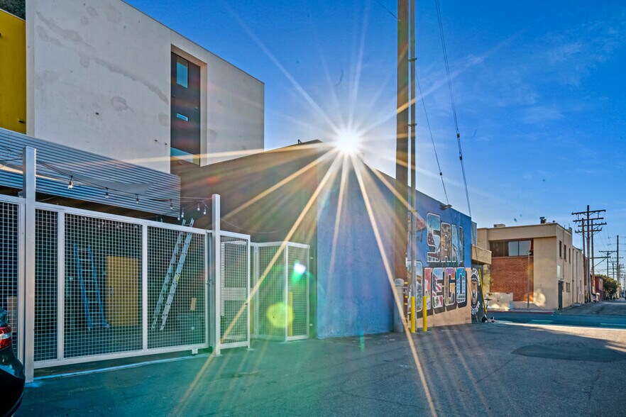 More Photos Of 4223-4225 30th St, San Diego Storefront For Lease