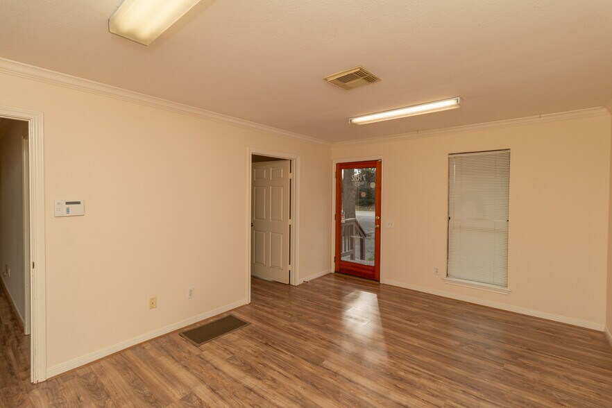 More Photos Of 7102 FM 1488 Rd, Magnolia Office For Sale
