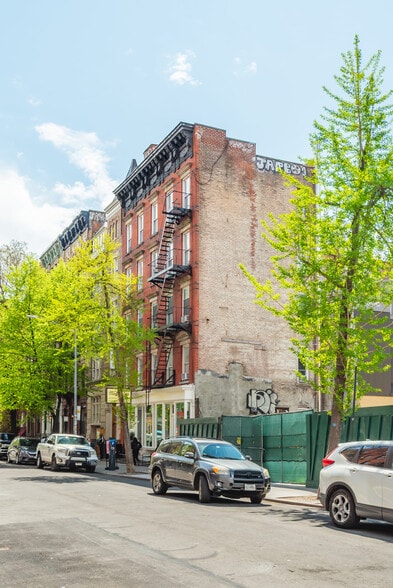 More Photos Of 48 E 7th St, New York Apartments For Sale