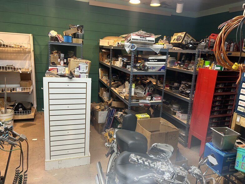 More Photos Of US Route 1 Atlantic Highway, Edgecomb Light Manufacturing For Sale