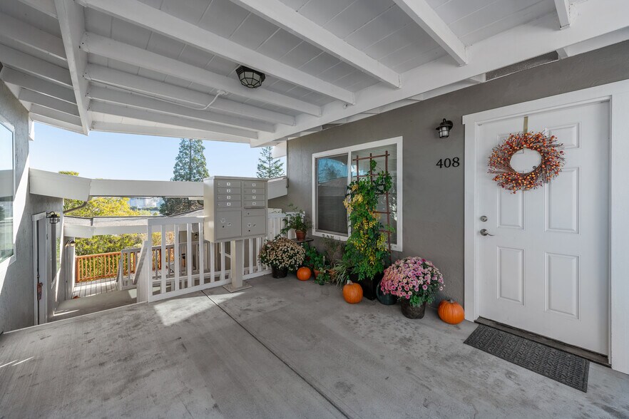 More Photos Of 408 Keller St, Petaluma Apartments For Sale