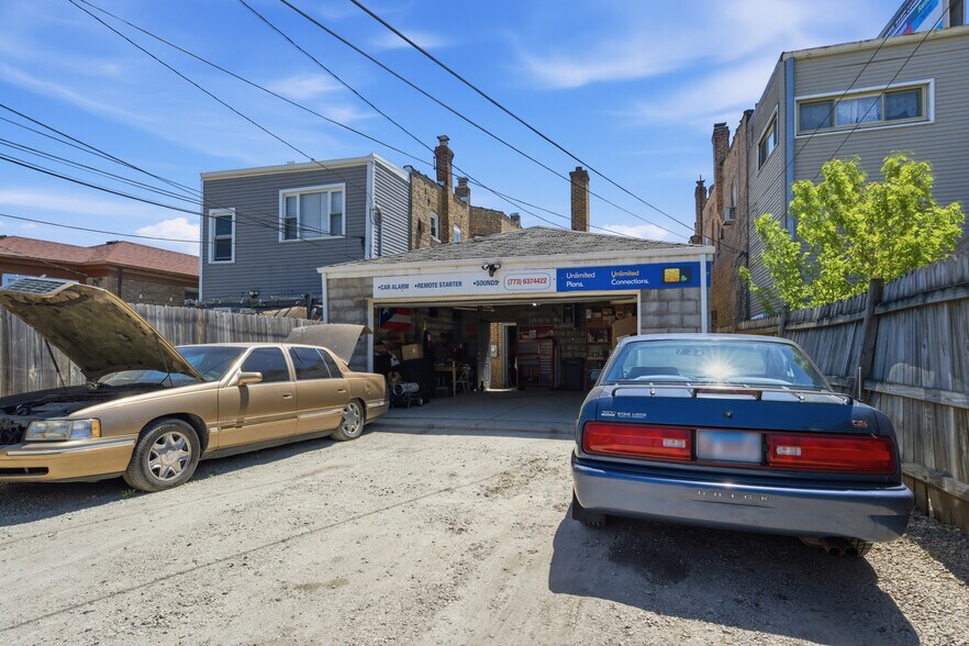 More Photos Of 5946 W Diversey Ave, Chicago Storefront Retail Office For Sale