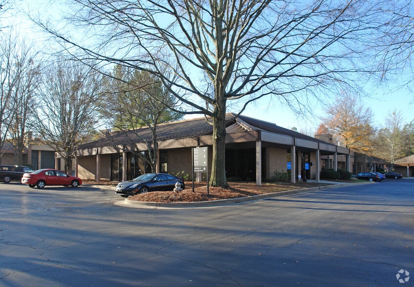 More Photos Of 3000 Business Park Dr, Norcross Unknown For Lease