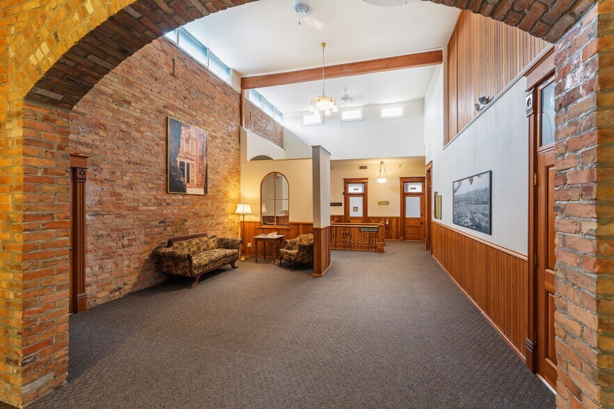 More Photos Of 30-50 2nd St E, Kalispell Office Residential For Sale