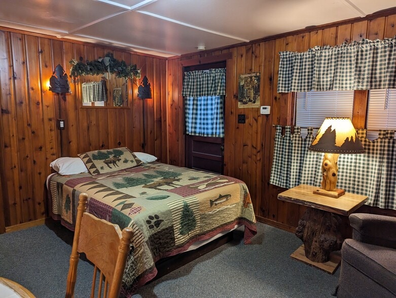 More Photos Of 12520 State St, Atlanta Hotel For Sale