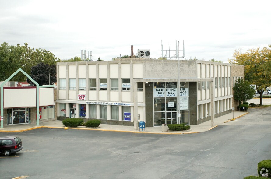 More Photos Of 900 N Lake St, Aurora Unknown For Lease