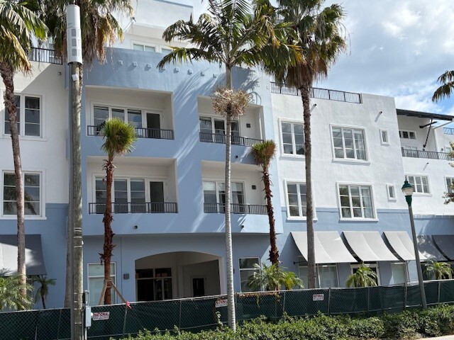 More Photos Of 151 NE 5th Ave, Delray Beach Office Residential For Lease