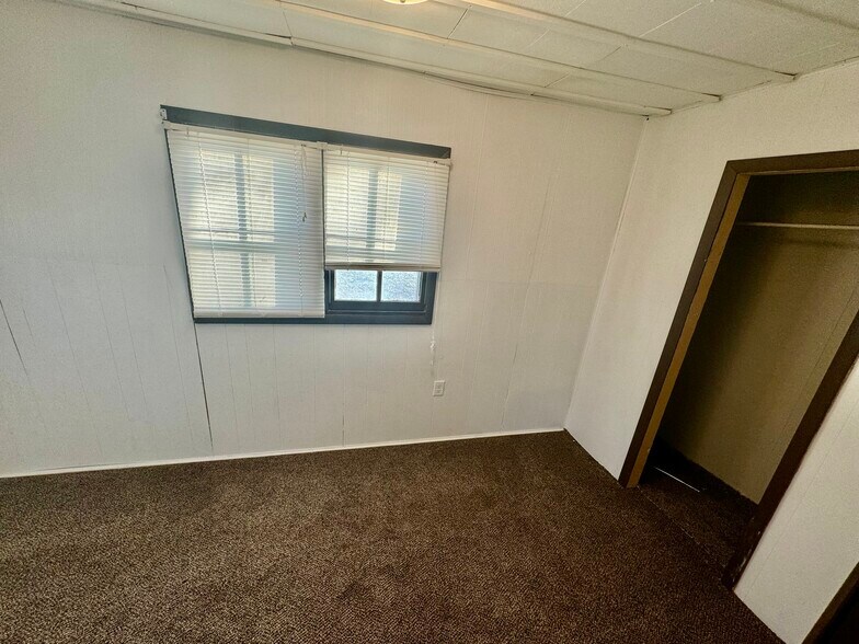 More Photos Of 115 E 9th, Concordia Multifamily For Sale