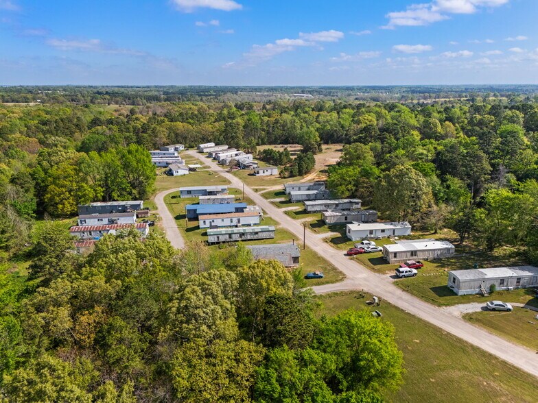 More Photos Of 120 Liberty Ln, Mount Vernon Manufactured Housing Mobile Home Park For Sale