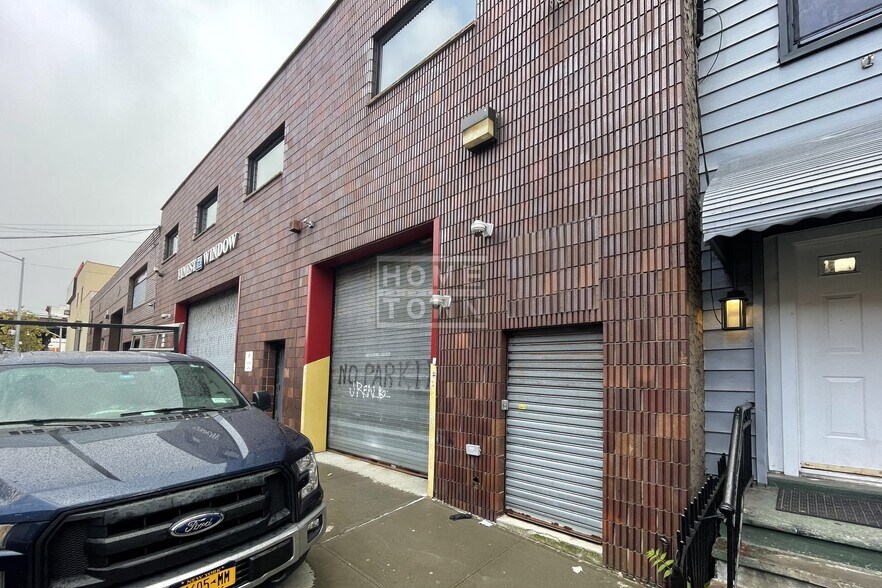 More Photos Of 264 49th St, Brooklyn Flex For Sale