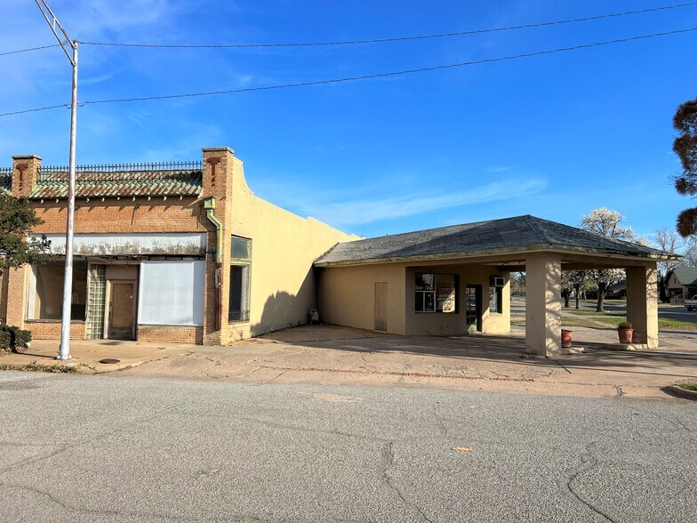 Primary Photo Of 123 E Grand Ave, Frederick Storefront Retail Office For Sale
