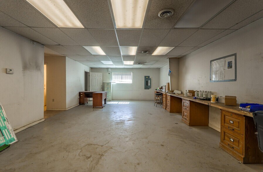 More Photos Of 24980 County Road 18.3, Trinidad Warehouse For Sale