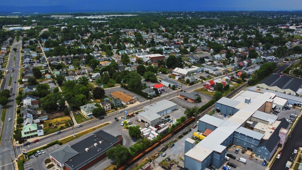 More Photos Of 916-926 S Potomac St, Hagerstown Service For Lease