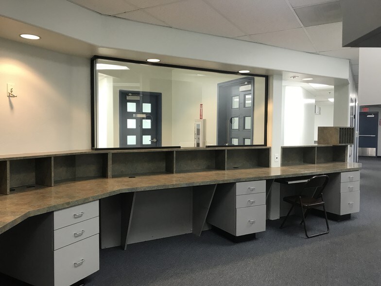 More Photos Of 1310 W St Marys Rd, Tucson Medical For Lease