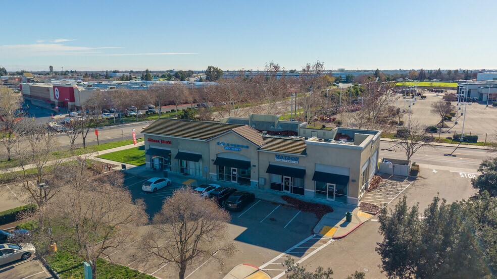 More Photos Of , Manteca General Retail For Sale