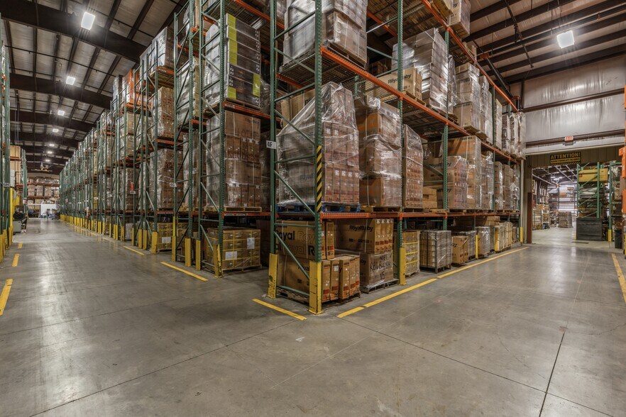 More Photos Of 2105 SE 5th St, Ames Industrial For Sale