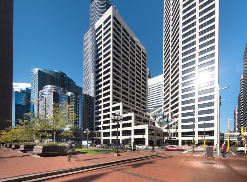 More Photos Of 220 S 6th St, Minneapolis Office For Lease
