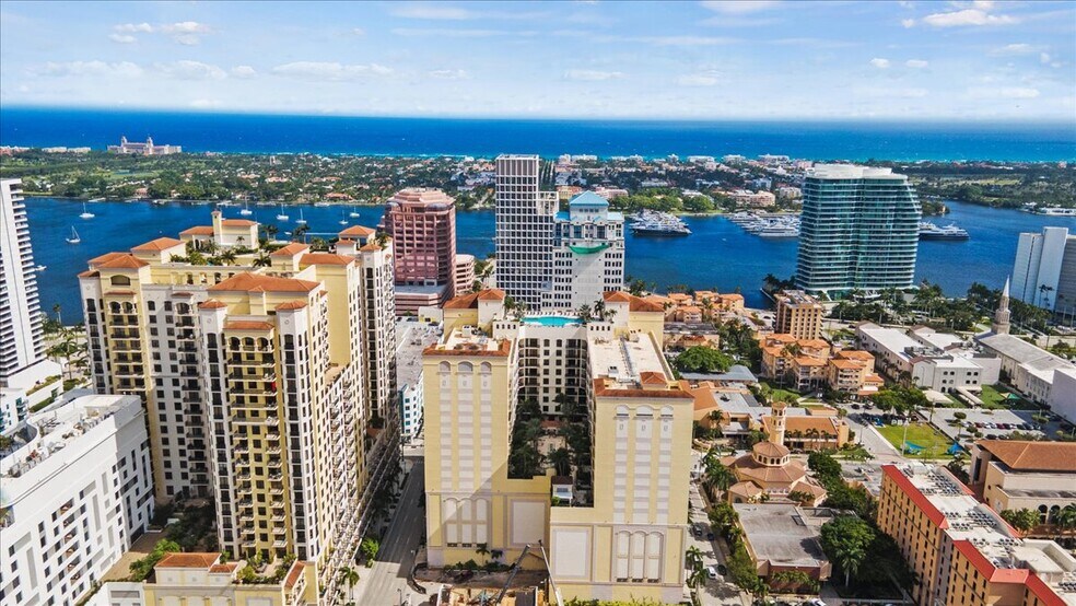 More Photos Of 801 S Olive Ave, West Palm Beach Apartments For Lease