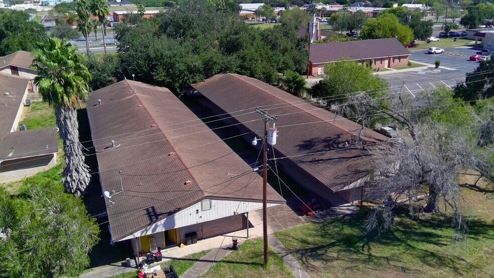 More Photos Of 1214 S Bridge Ave, Weslaco Schools For Sale