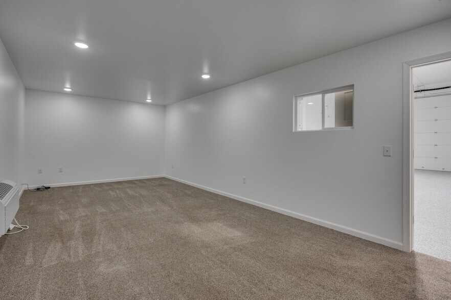 More Photos Of 4323 Duraform Ln, Windsor Industrial For Sale