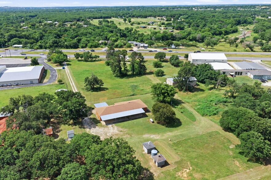More Photos Of 3523 E Highway 199, Springtown Office For Sale