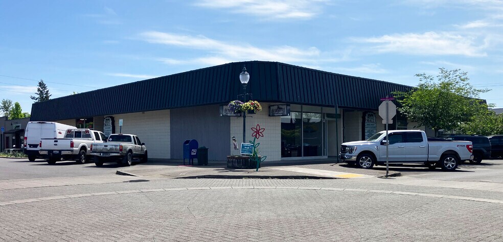 More Photos Of 231-249 NW 2nd Ave, Canby Storefront Retail Office For Sale