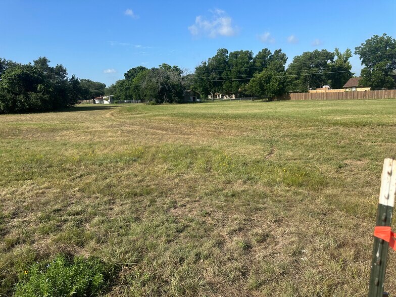 More Photos Of US HWY 183 South Hwy @ Old Austin Rd, Lampasas Land For Sale