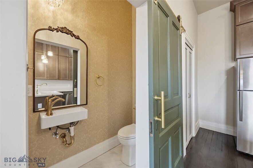 More Photos Of 140 W Park St, Butte Apartments For Sale