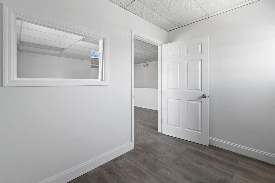 More Photos Of 1200 Clare Ave, West Palm Beach Service For Sale