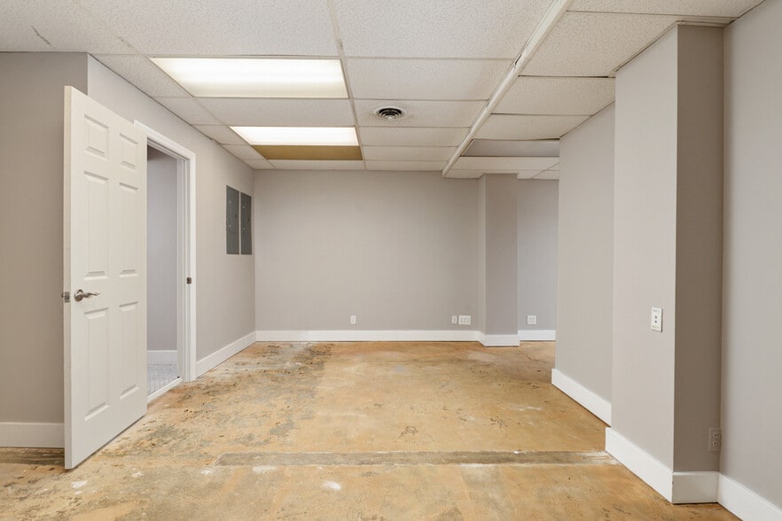 More Photos Of 100 Severn Ave, Annapolis Office Residential For Sale